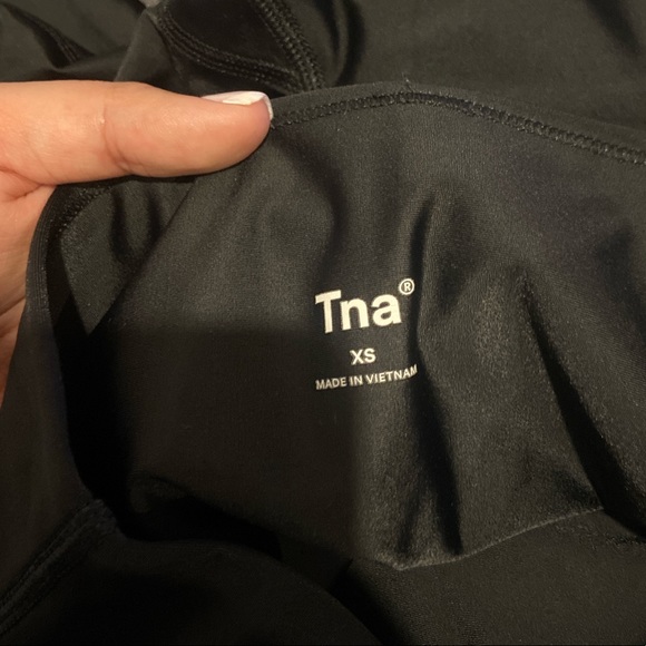 TnaGLOSS™ Atmosphere Hi-Rise 7" Short - Picture 5 of 5